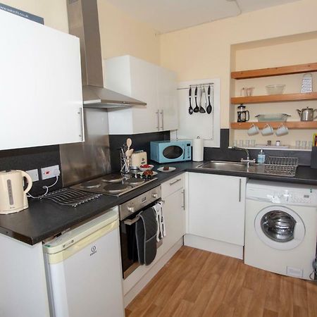 Spacious 2 Bed Apartment In The Heart Of Old Town エディンバラ エクステリア 写真