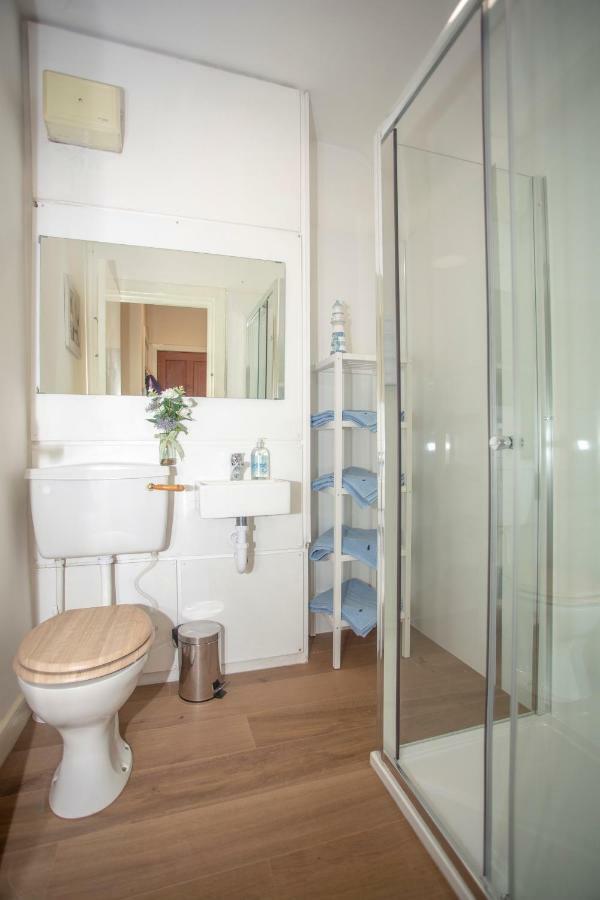 Spacious 2 Bed Apartment In The Heart Of Old Town エディンバラ エクステリア 写真